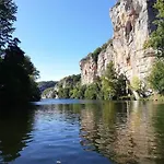 La Lezardiere