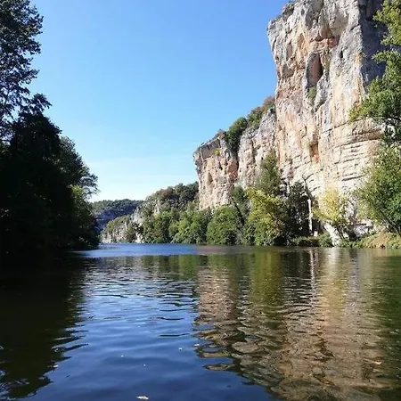 La Lezardiere
