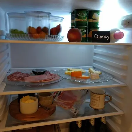 Alojamento de Acomodação e Pequeno-almoço La Lezardiere *