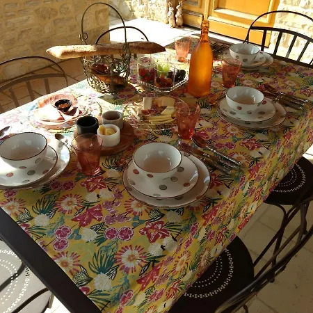 La Lezardiere Bed & Breakfast *